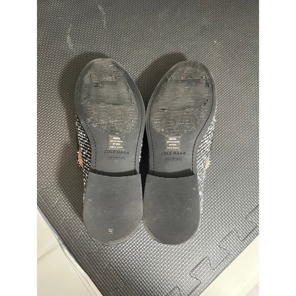Cole Haan Stassi Chain Tweed Loafer Flat Slip On Black White Boucle Size 8.5 - Picture 8 of 8